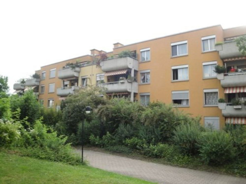 null rooms Car park, garage for rent in Zurigo - image 1/1