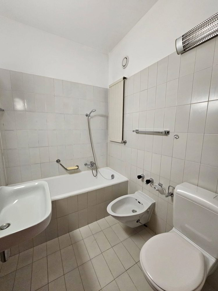 4.5 Zimmer Wohnung zu vermieten in Mendrisio - Bild 1/8