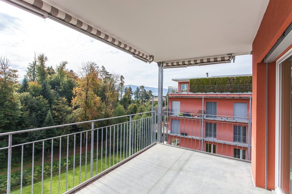 Appartamento di 4.5 locali in affitto a Jona - immagine 1/11