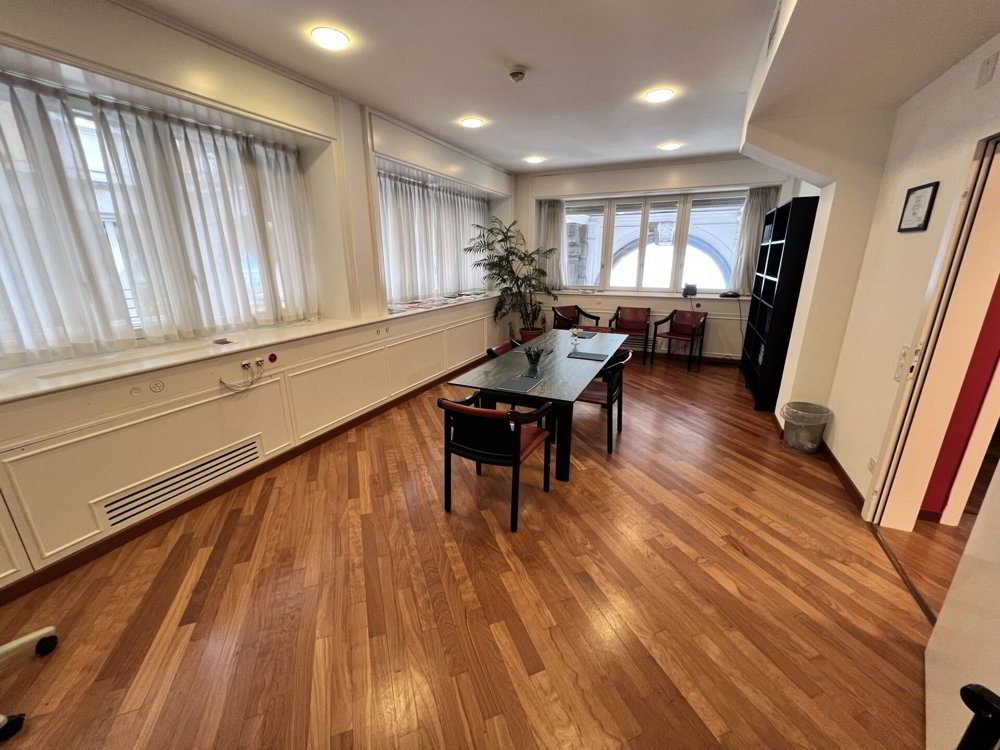 Ufficio & Commercio di 4.5 locali in affitto a Lugano - immagine 1/4