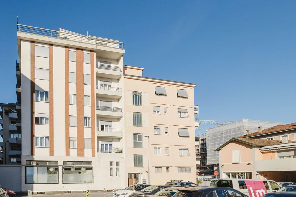 4.5 rooms Apartment to buy in Chiasso - image 1/15