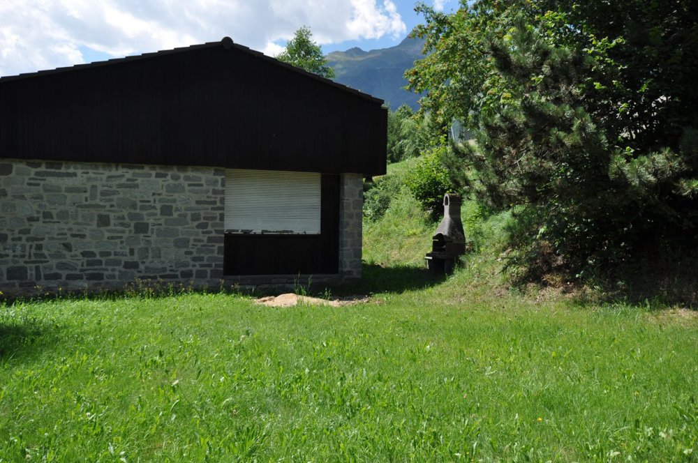 Casa di 6 locali in vendita a Airolo - immagine 1/24