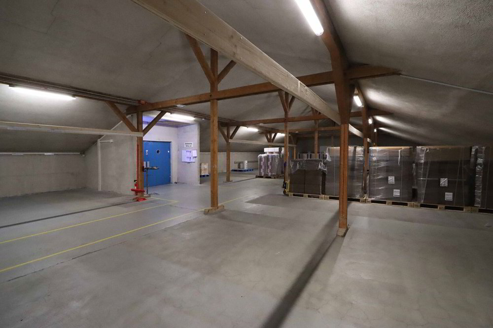 null Zimmer Büro zum verkaufen in Mitlödi - Bild 1/14