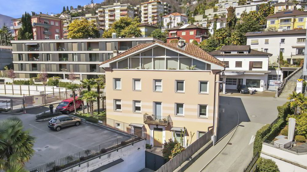 Ufficio & Commercio di 14.5 locali in vendita a Muralto - immagine 1/11