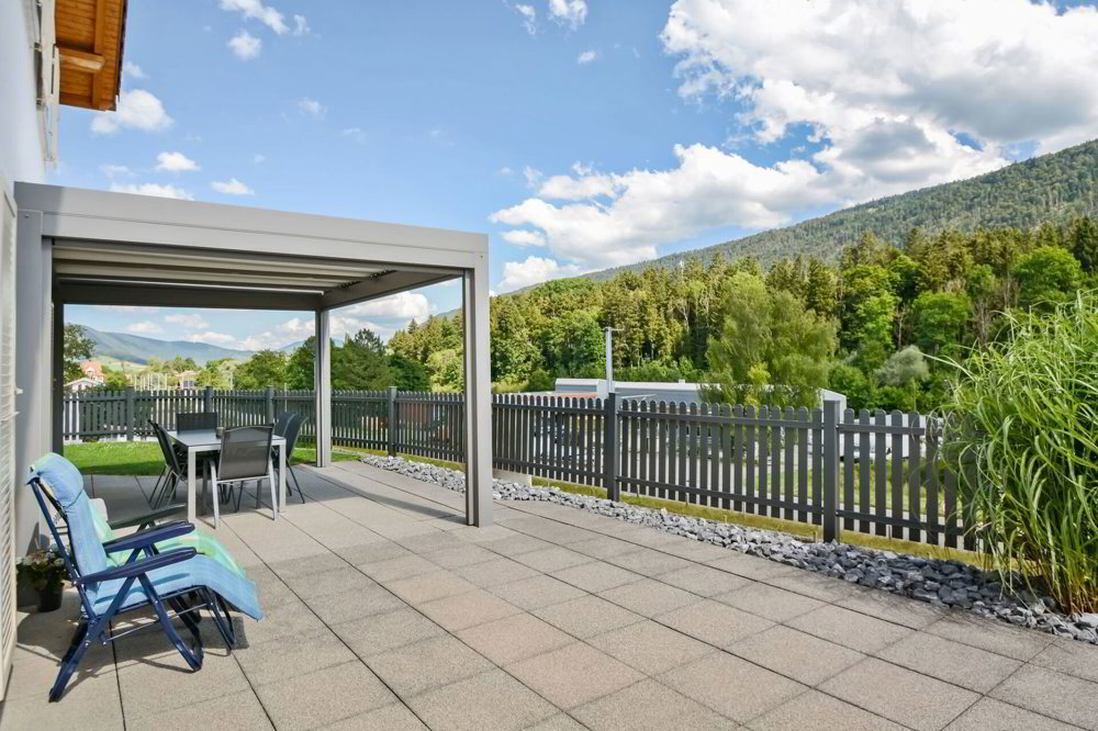 5.5 rooms House to buy in Cormoret - image 1/3