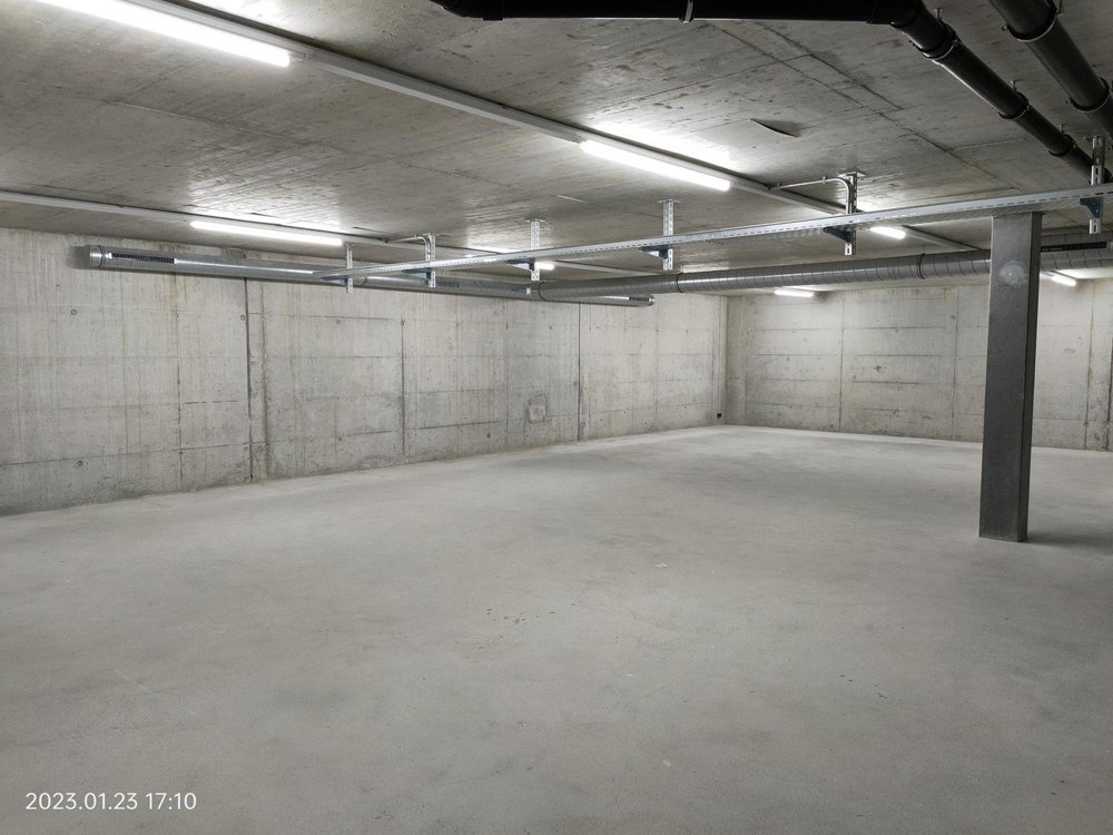null rooms Office & Commercial for rent in Volketswil - image 1/1