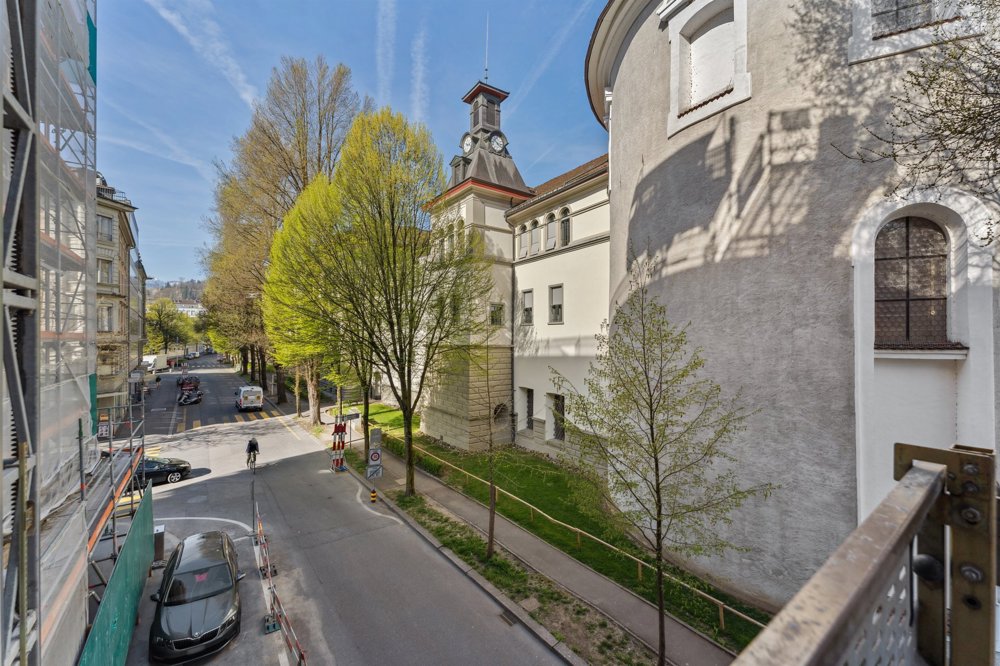 4.5 rooms Apartment for rent in Luzern - image 1/11