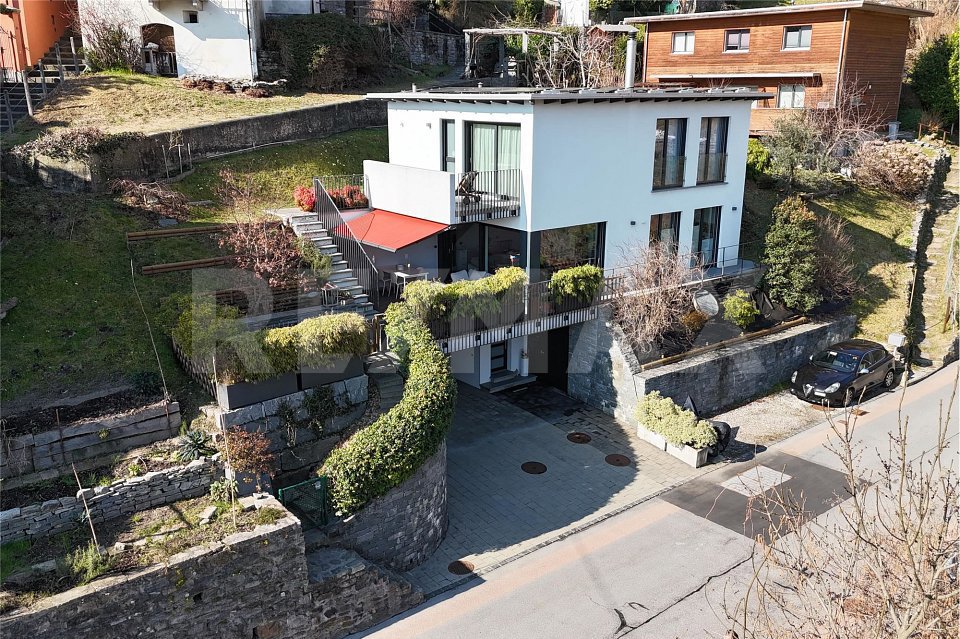 Casa di 4.5 locali in vendita a Brione sopra Minusio - immagine 1/4