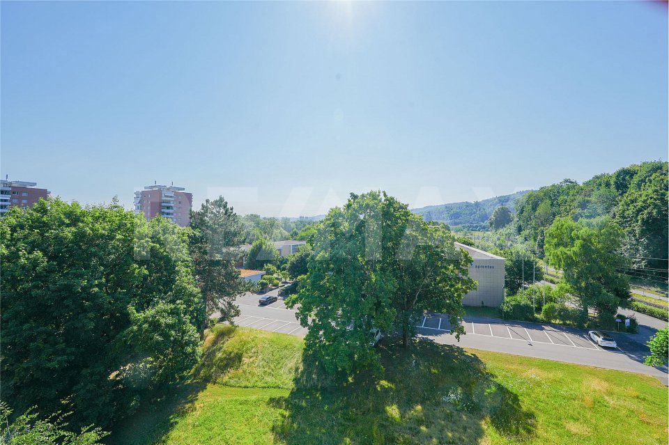 null rooms Apartment to buy in Muttenz - image 1/13
