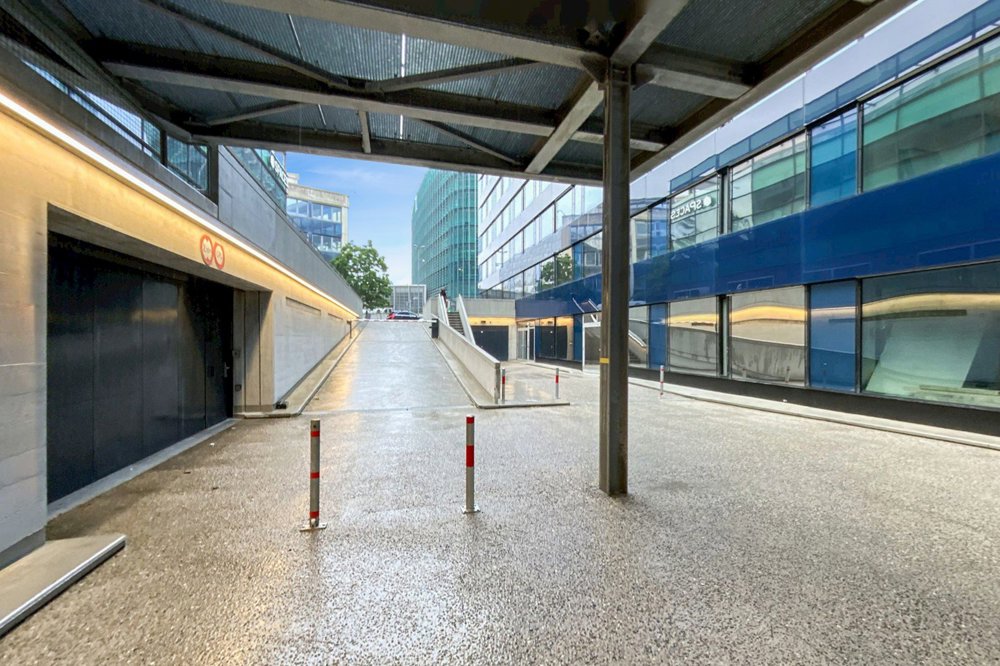 null Zimmer Parkplatz, Garage zu vermieten in Genf - Bild 1/2