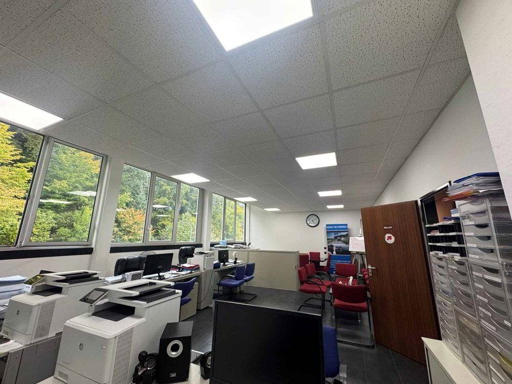 null rooms Office & Commercial to buy in Aclens - image 1/5