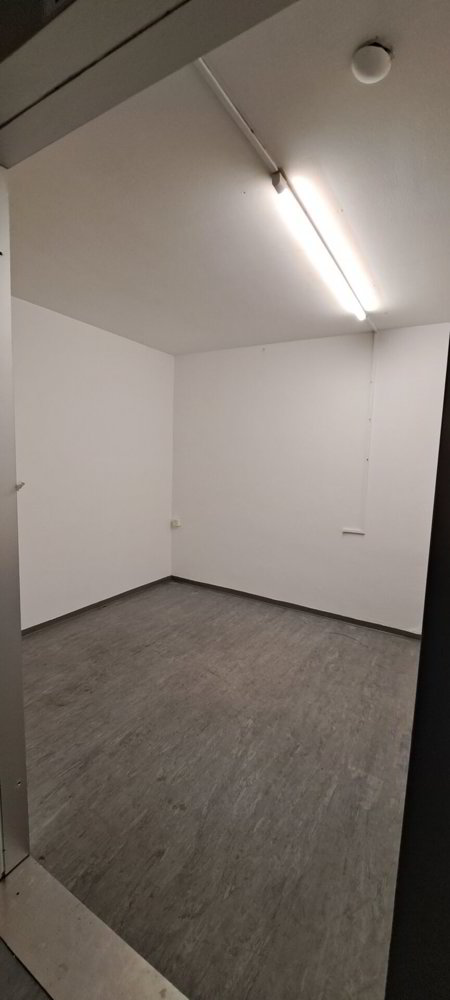 Ufficio & Commercio di 5 locali in affitto a Bienne - immagine 1/6