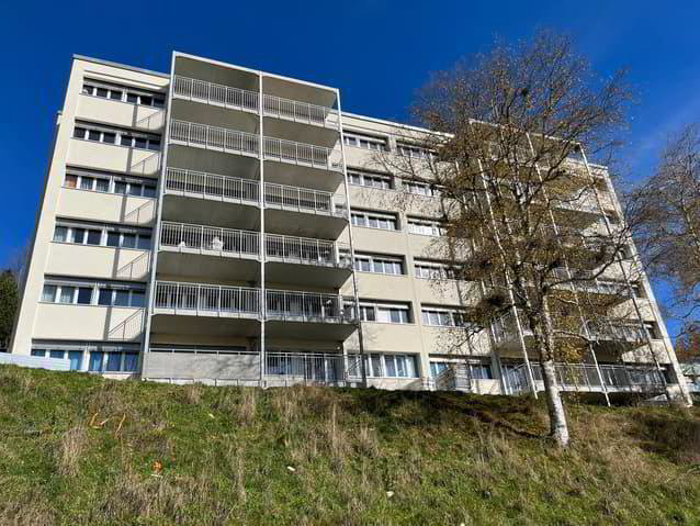 3.5 Zimmer Wohnung zu vermieten in Le Locle - Bild 1/11