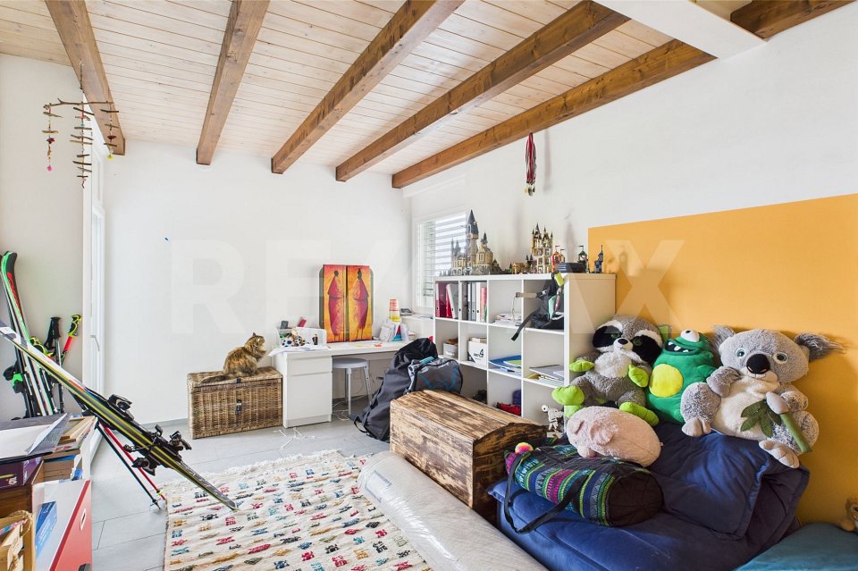 Casa di 6 locali in vendita a Miglieglia - immagine 1/13