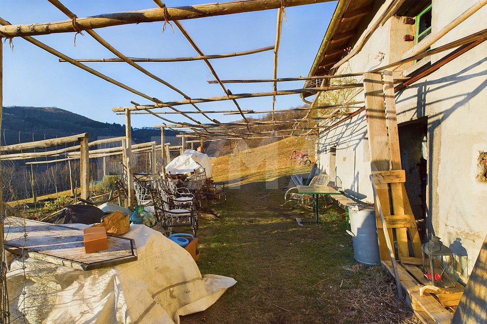 Maison 3 pièces à acheter à Cagiallo - image 1/13