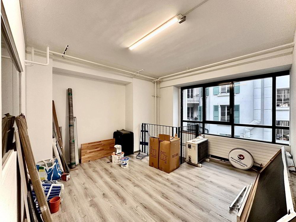 null rooms Office & Commercial for rent in Lausanne - image 1/3