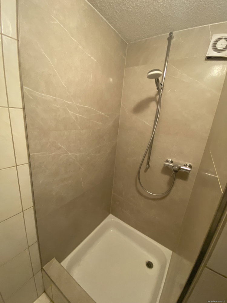 null rooms Apartment for rent in Eschenz - image 1/6