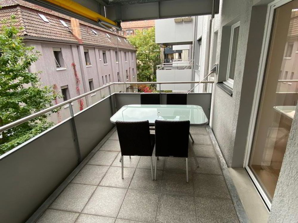 1 rooms Apartment for rent in Zurigo - image 1/9