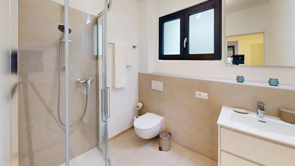 2 Zimmer Wohnung zu vermieten in Zürich - Bild 1/8