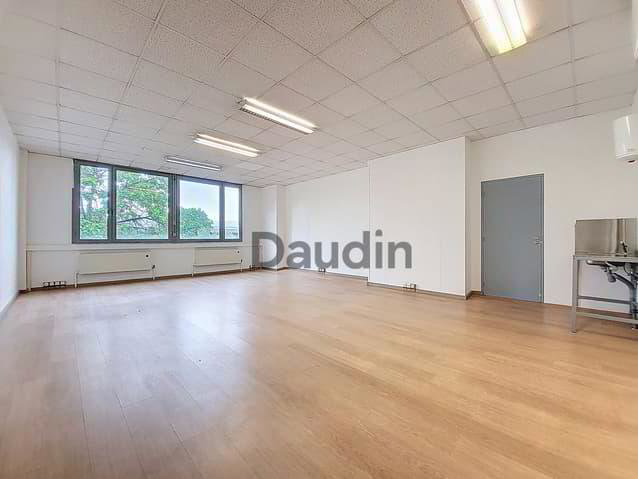 Ufficio & Commercio di null locali in affitto a Meyrin - immagine 1/6