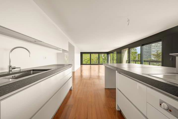 9 Zimmer Wohnung zum verkaufen in Genf - Bild 1/13