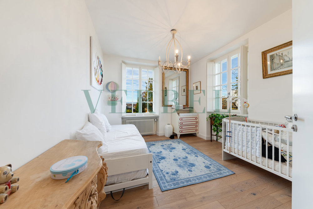 Maison 9 pièces à acheter à Lausanne - image 1/13