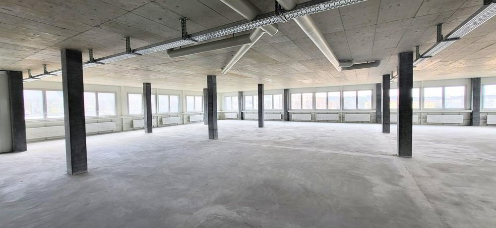 Ufficio & Commercio di null locali in affitto a Urtenen-Schönbühl - immagine 1/13