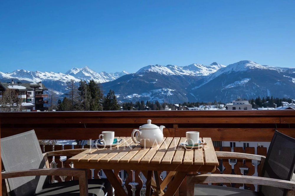 Appartamento di 5 locali in affitto a Crans-Montana - immagine 1/8