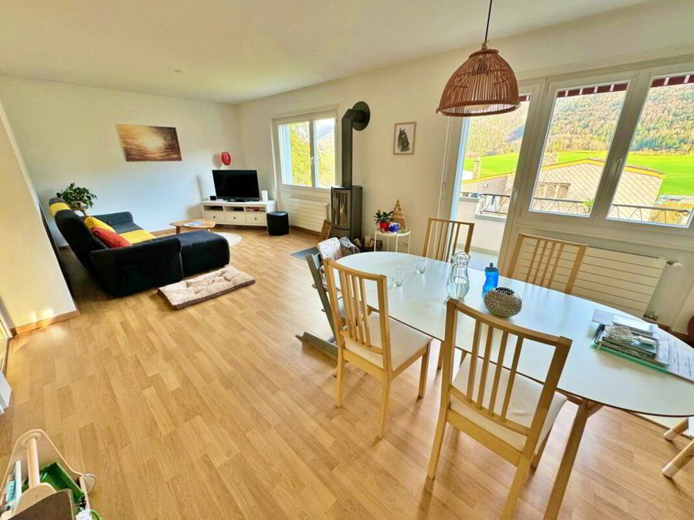 Casa di 5 locali in vendita a St-Imier - immagine 1/13