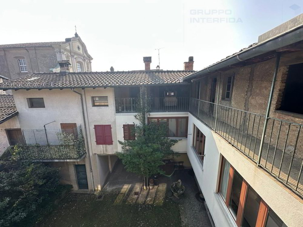 Maison 10 pièces à acheter à Ligornetto - image 1/6