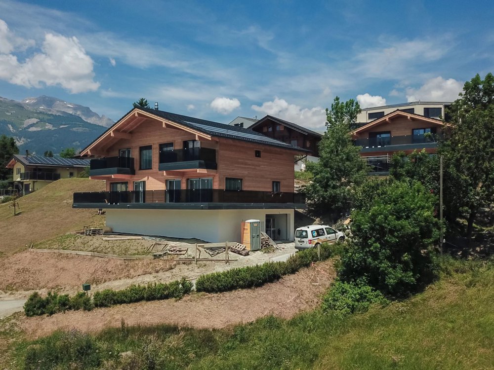 Casa di 6 locali in vendita a Crans-Montana - immagine 1/13