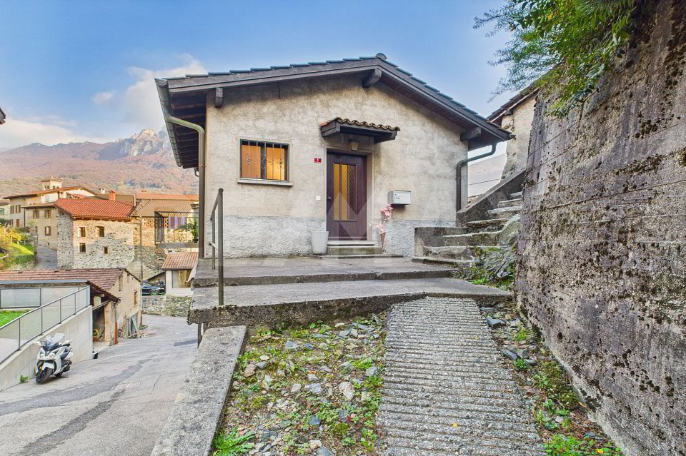 Casa di 3 locali in vendita a Lugano - immagine 1/8
