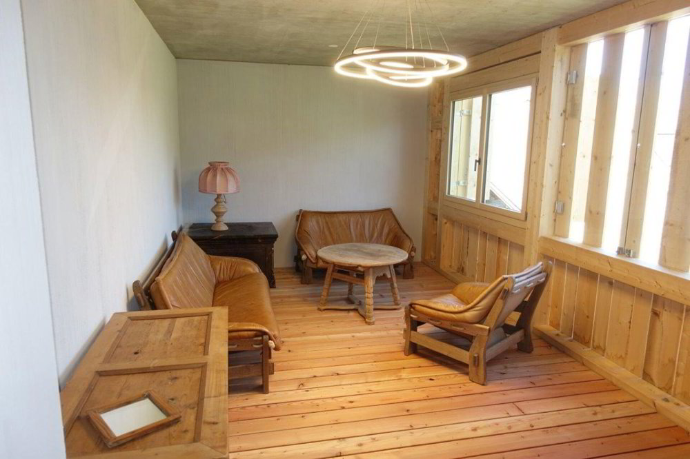 4.5 Zimmer Wohnung zum verkaufen in Luven - Bild 1/13
