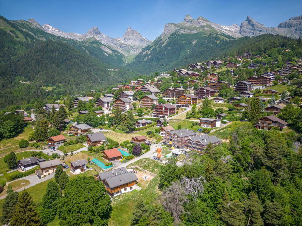 2 rooms Apartment to buy in Ovronnaz - image 1/13