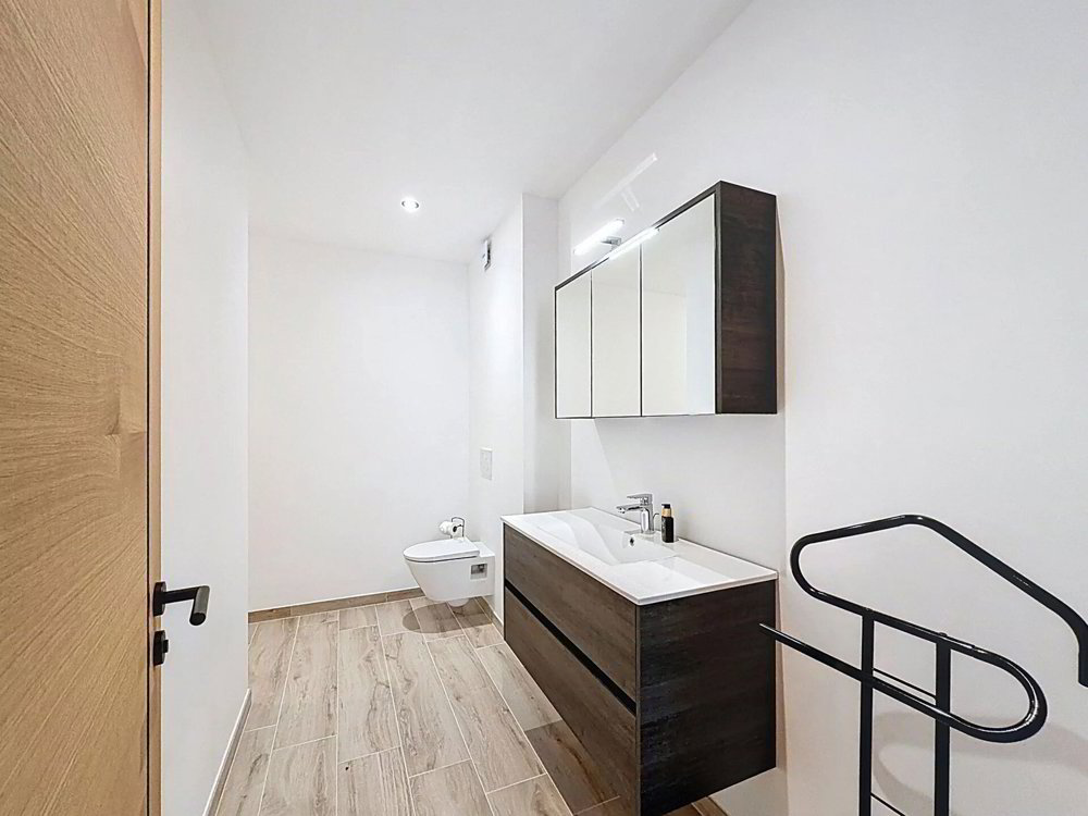 5.5 rooms House to buy in Lens - image 1/10