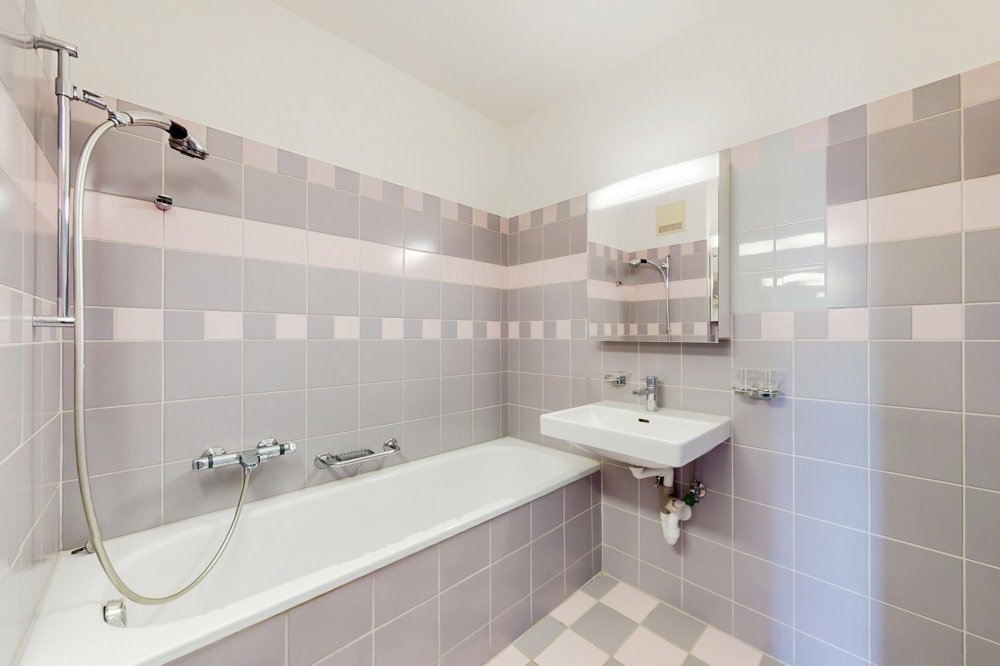 3 rooms Apartment for rent in Allschwil - image 1/8