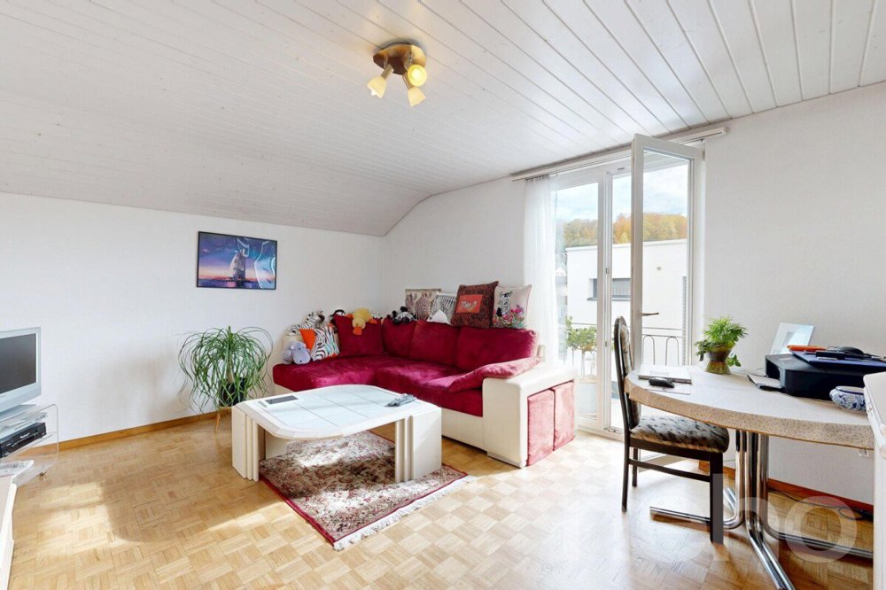 Casa di 8 locali in vendita a Kappel SO - immagine 1/12