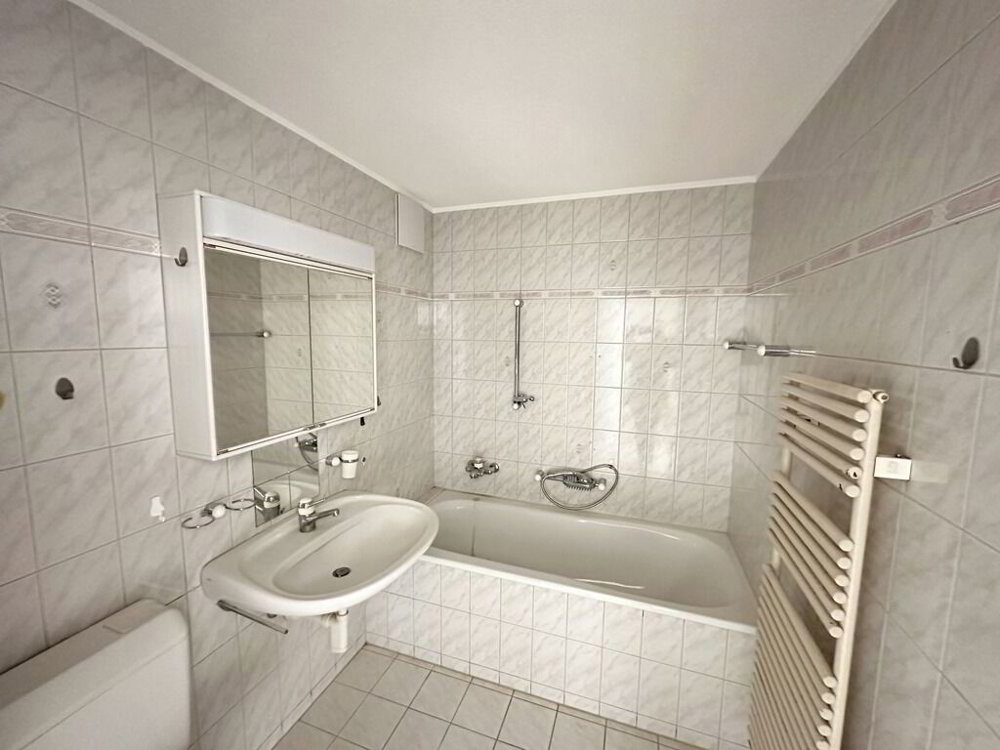 Appartement 2 pièces à louer à Delémont - image 1/8