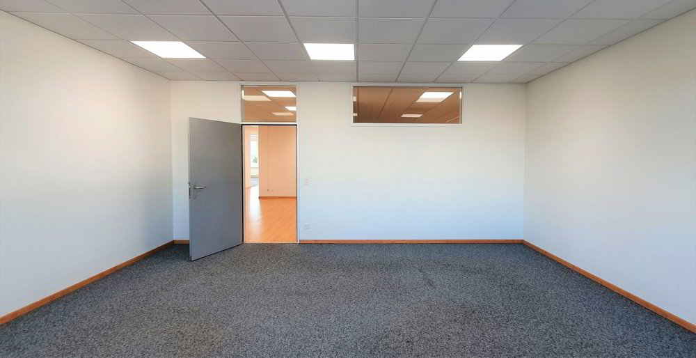 Drei bis vier Arbeitsplätze plus Sitzungszimmer, Küche (Mitbenutzung) etc. - Ansicht 4