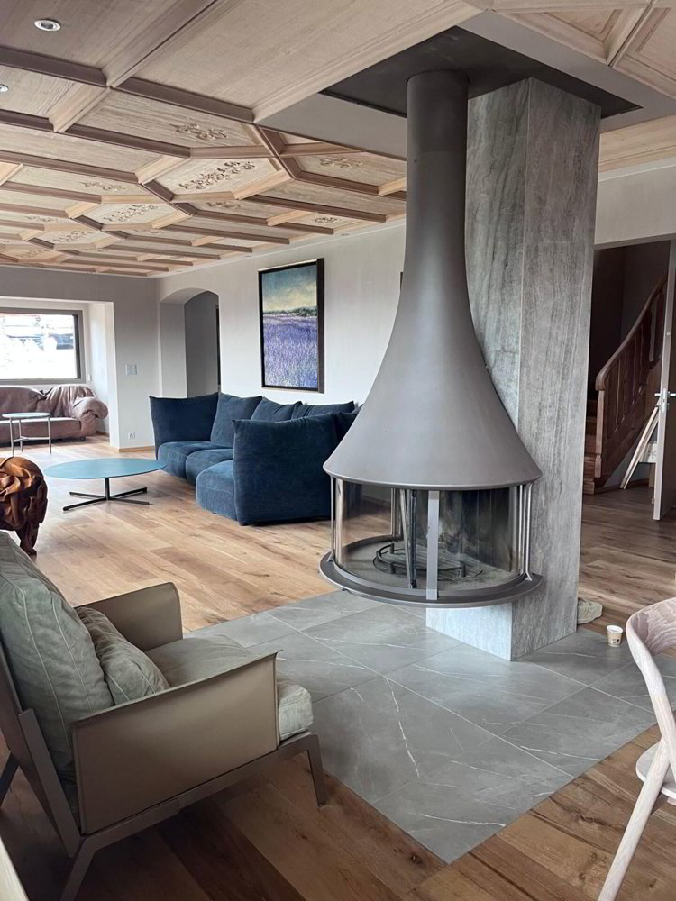 Maison 12 pièces à louer à Crans-Montana - image 1/12