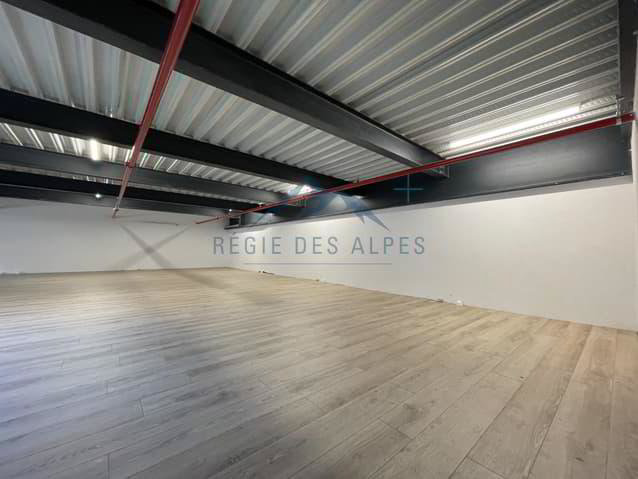 Surface industrielle dans un bâtiment neuf en ZI - Ansicht 2