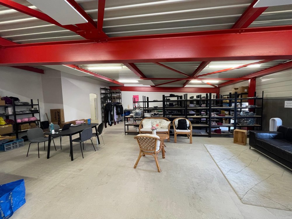 Bureau & Commerce null pièces à louer à Gretzenbach - image 1/2