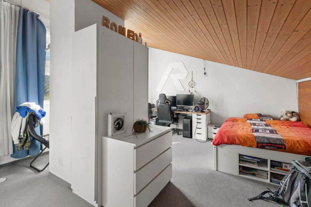 5.5 rooms House to buy in Embrach - image 1/10