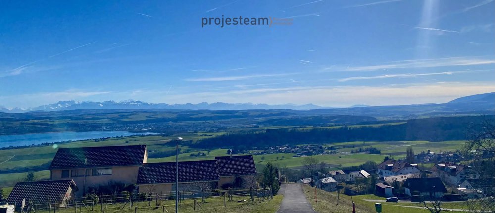 Maison 4 pièces à acheter à Villars-Burquin - image 1/5