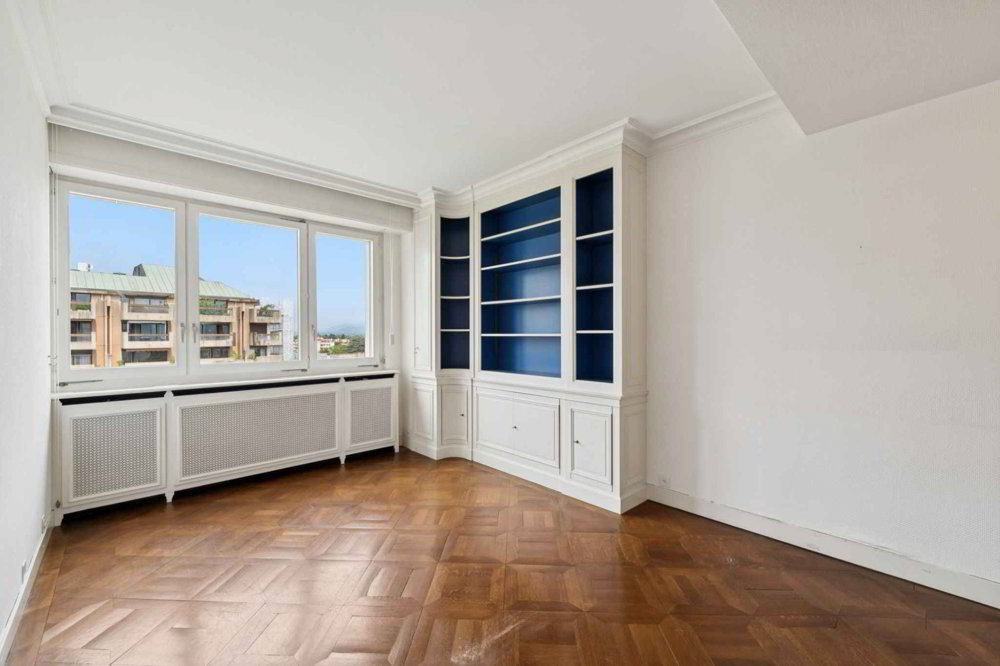 Appartamento di 9 locali in vendita a Genf - immagine 1/8