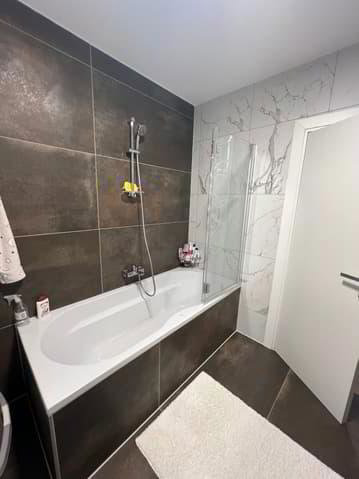 Casa di 6.5 locali in vendita a Marly - immagine 1/10