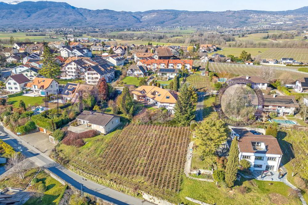 Casa di 11 locali in vendita a Duillier - immagine 1/15