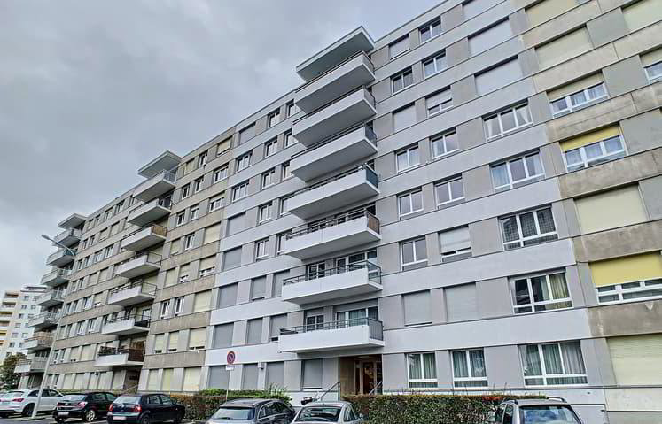 null rooms Car park, garage for rent in Le Grand-Saconnex - image 1/1