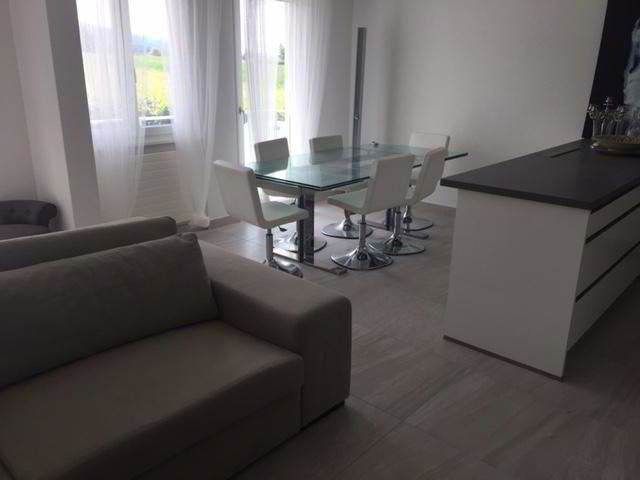 Maison 22 pièces à acheter à Courgenay - image 1/13
