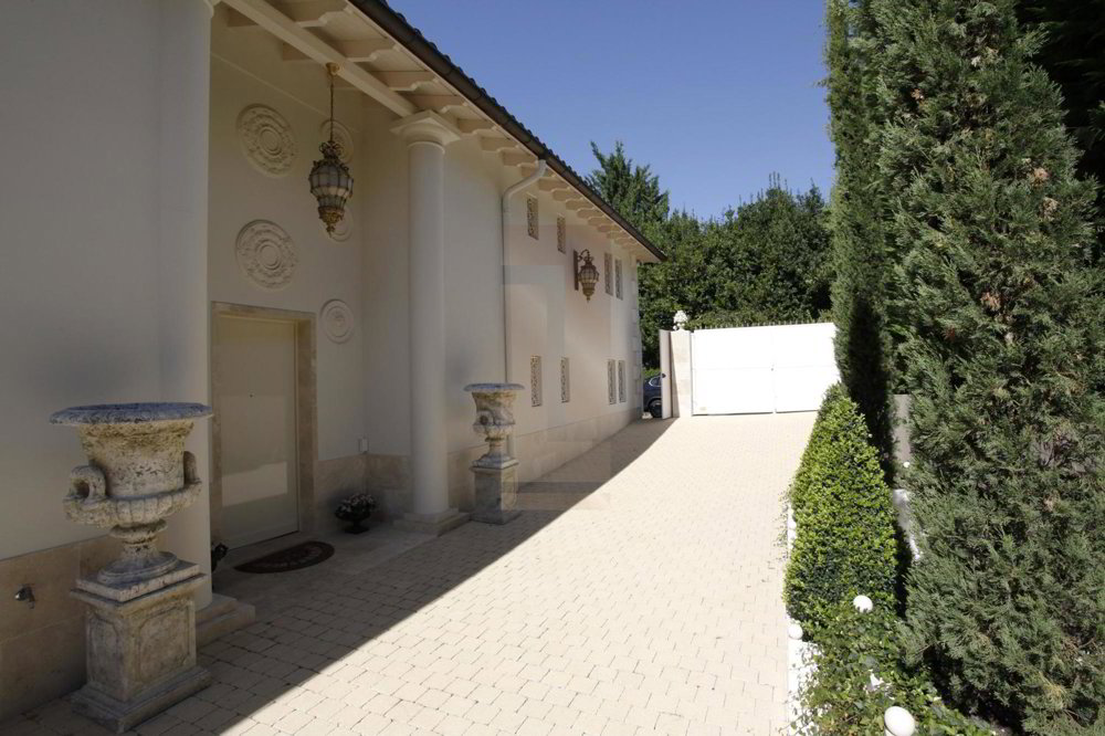 Casa di 8 locali in vendita a Cologny - immagine 1/4